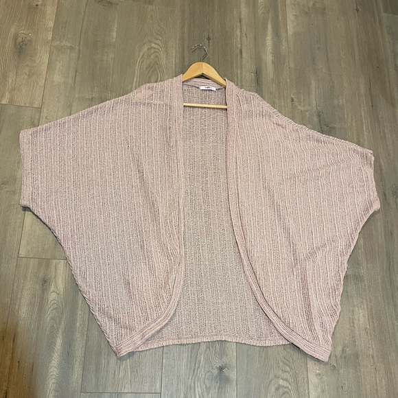 Light Pink Woven Knit Dolman Maternity Plus Cover Up  -Size: 2X - Picture 2 of 7